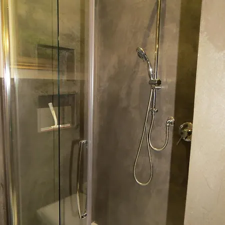 Apartment Tosuit Central Cavour *
