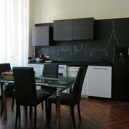 Tosuit Central Cavour Apartment *